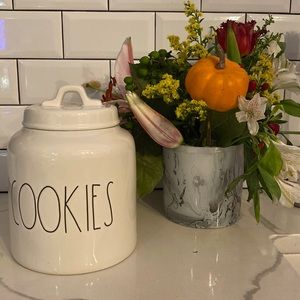RAEN DUN COOKIES JAR